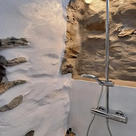 Kea Nest House *
